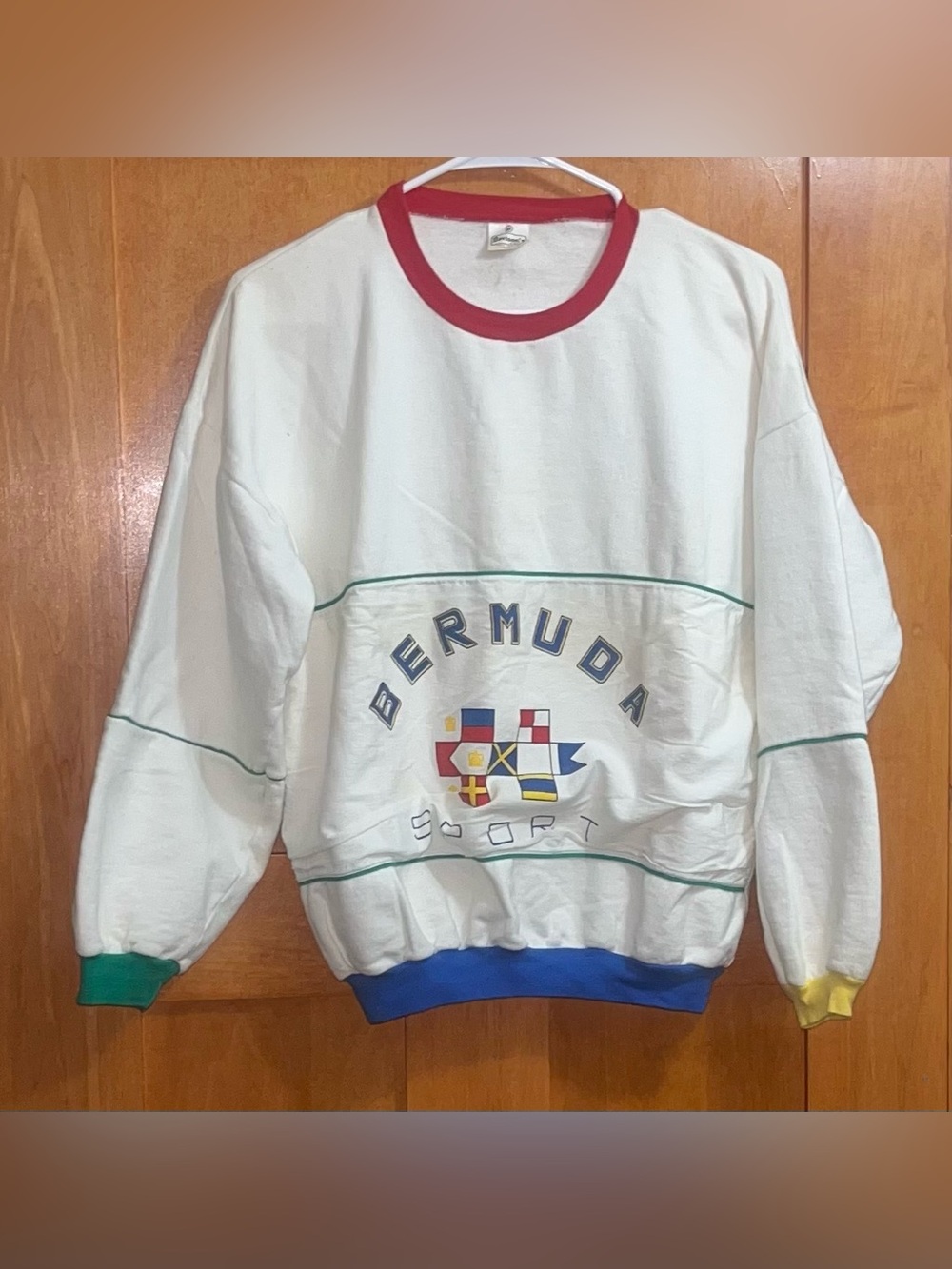 Vintage 90s Bermuda Sport Crewneck Embroidery Logo Sweatshirt White Men’s Sz M